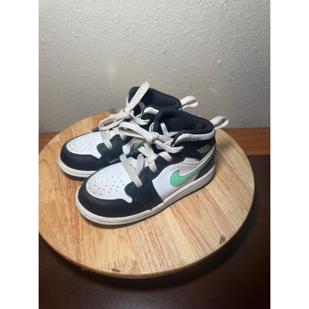 Nike Air Jordan 1 Mid SE Toddler Sneakers Shoes Black White Green Size 8C‎